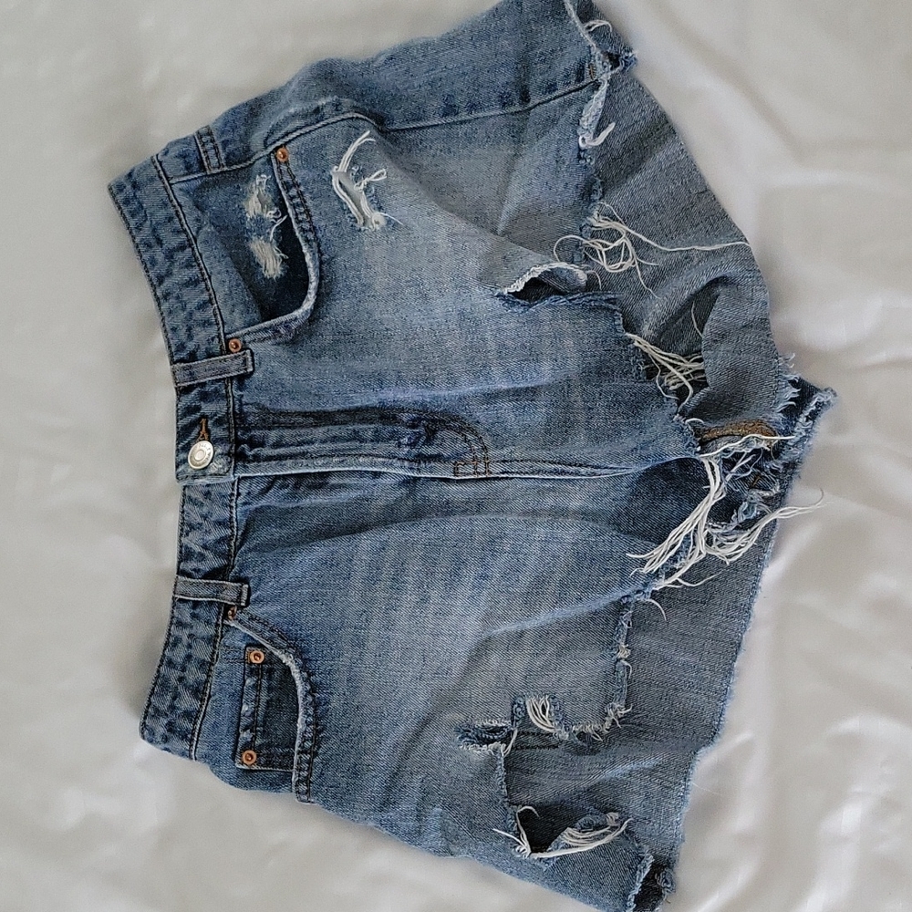 Distress denim shorts